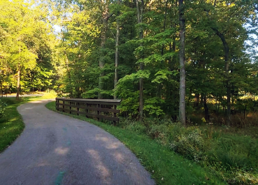 Valley Parkway Trail Connector