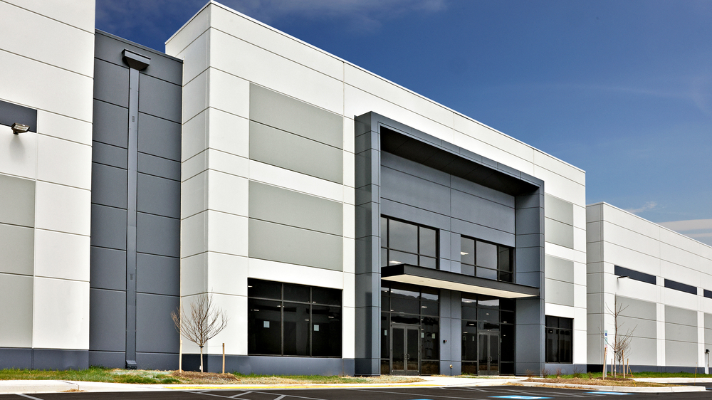 Hanover Warehouses Ext 5173 031926 Lkg NE-1000x563-5882b32